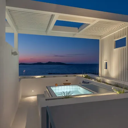 מלון Aegean Colors Paros נאוסה